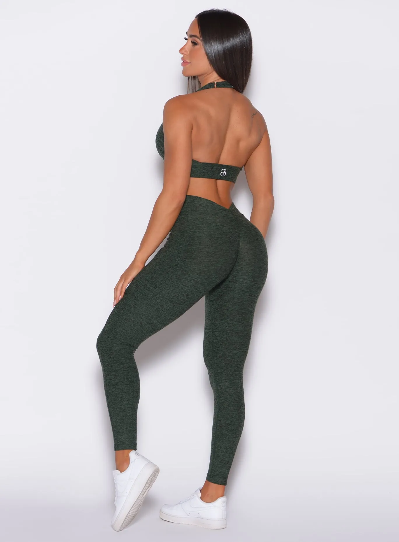 Back V leggings - Shop now!