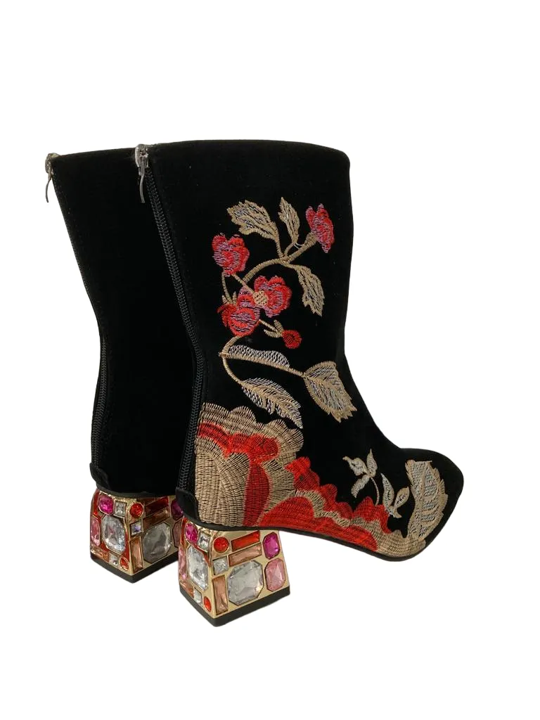 Black Floral Women's Boots, Jewel Heel