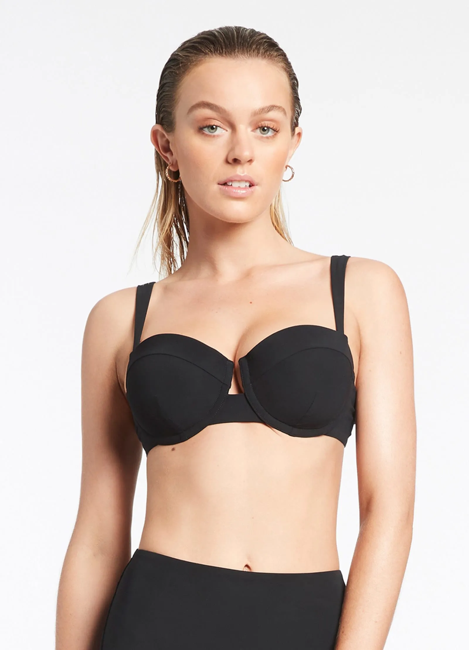 Black Jetset C-D Underwire Top