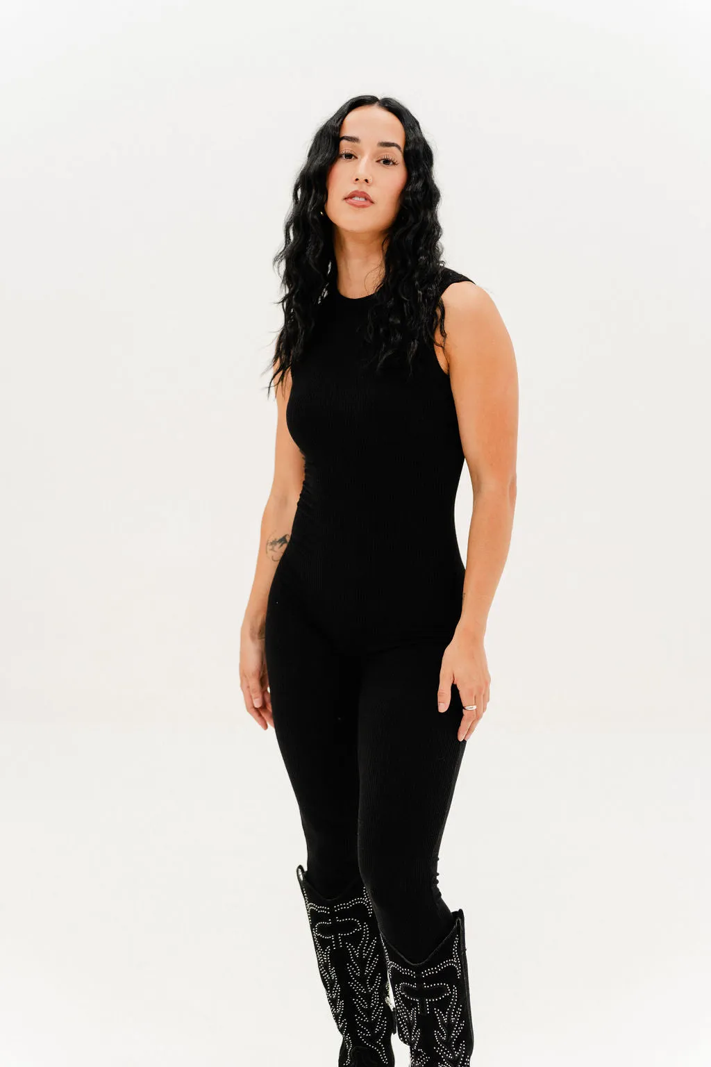 Black Jumpsuit for a Relaxing Look - Buy Now