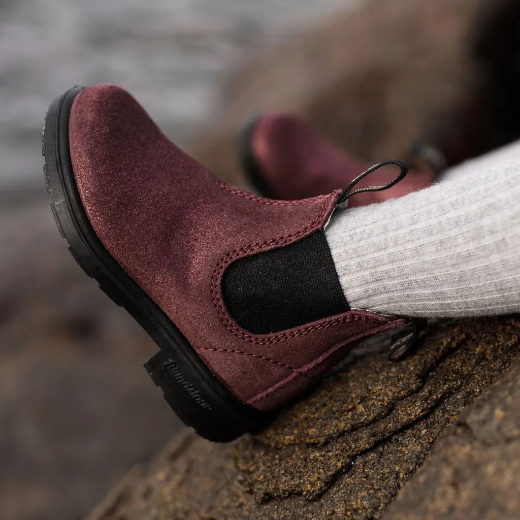 Blundstone - 2090: Durable and Stylish Boots for All-Day Comfort.