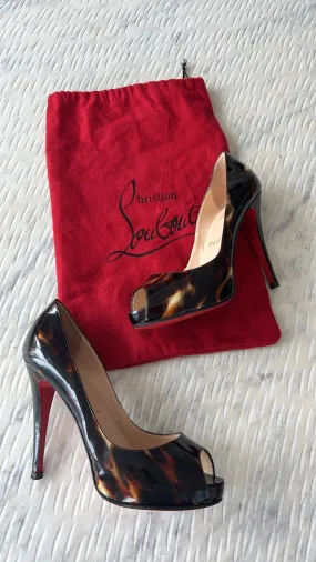 Christian Louboutin Tortoiseshell YoYo 120mm Potent Leather Platform Peep Toe Pumps