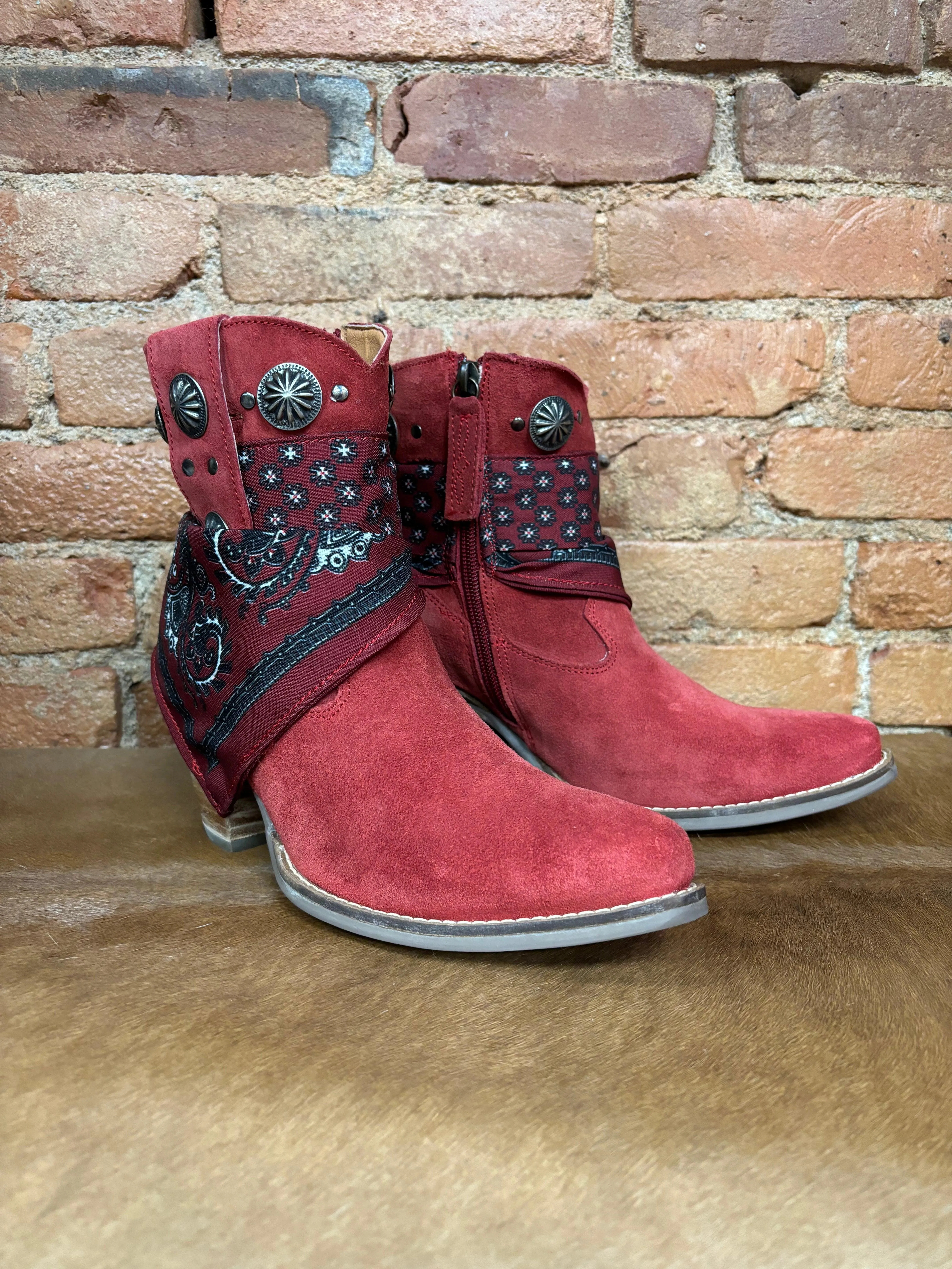 Dingo Red Bandida Cowgirl Ankle Booties