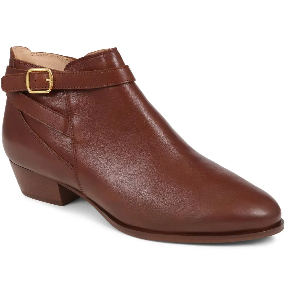 FAIRLOP Leather Heeled Ankle Boots - FAIRLOP / 324 289 - High-quality leather heeled ankle boots for women. Shop FAIRLOP 324 289