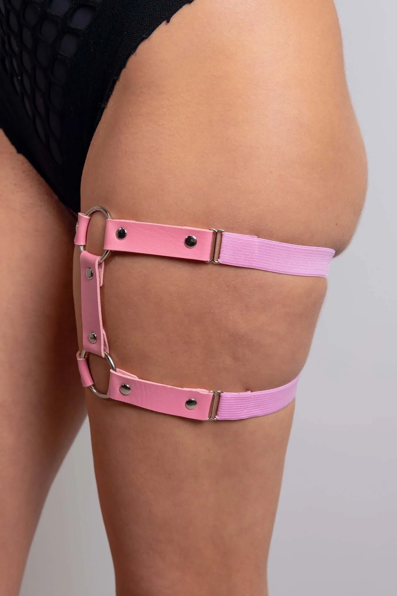 Leather Leg Garter - Light Pink