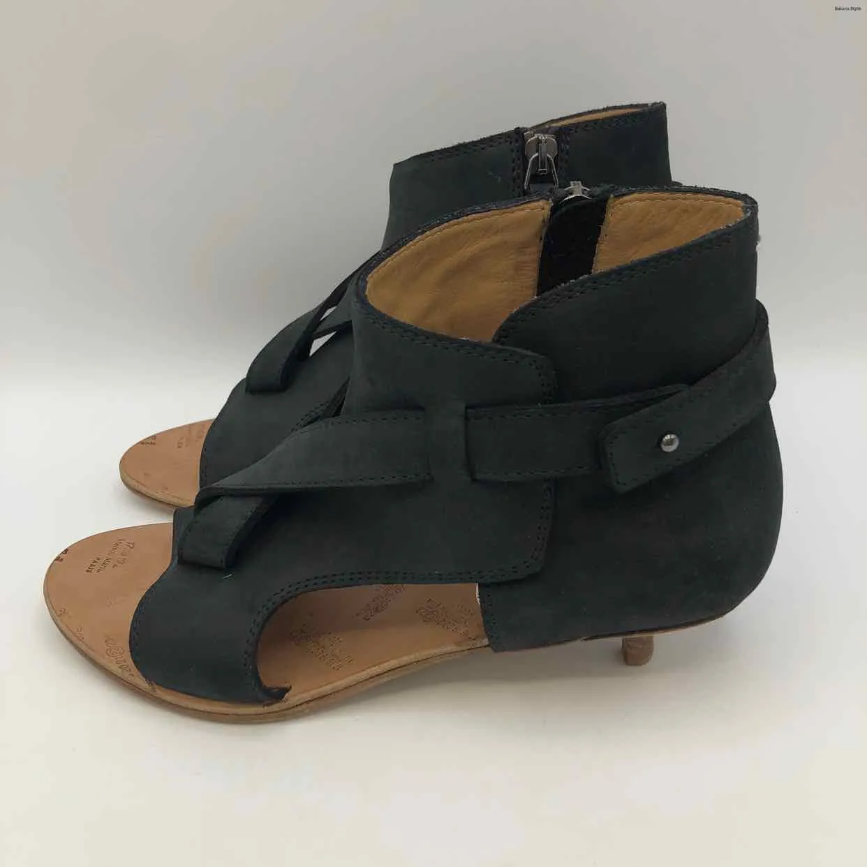 Maison Martin Margiela Black Leather Peep Toe Bootie Shoes - Made in Italy.