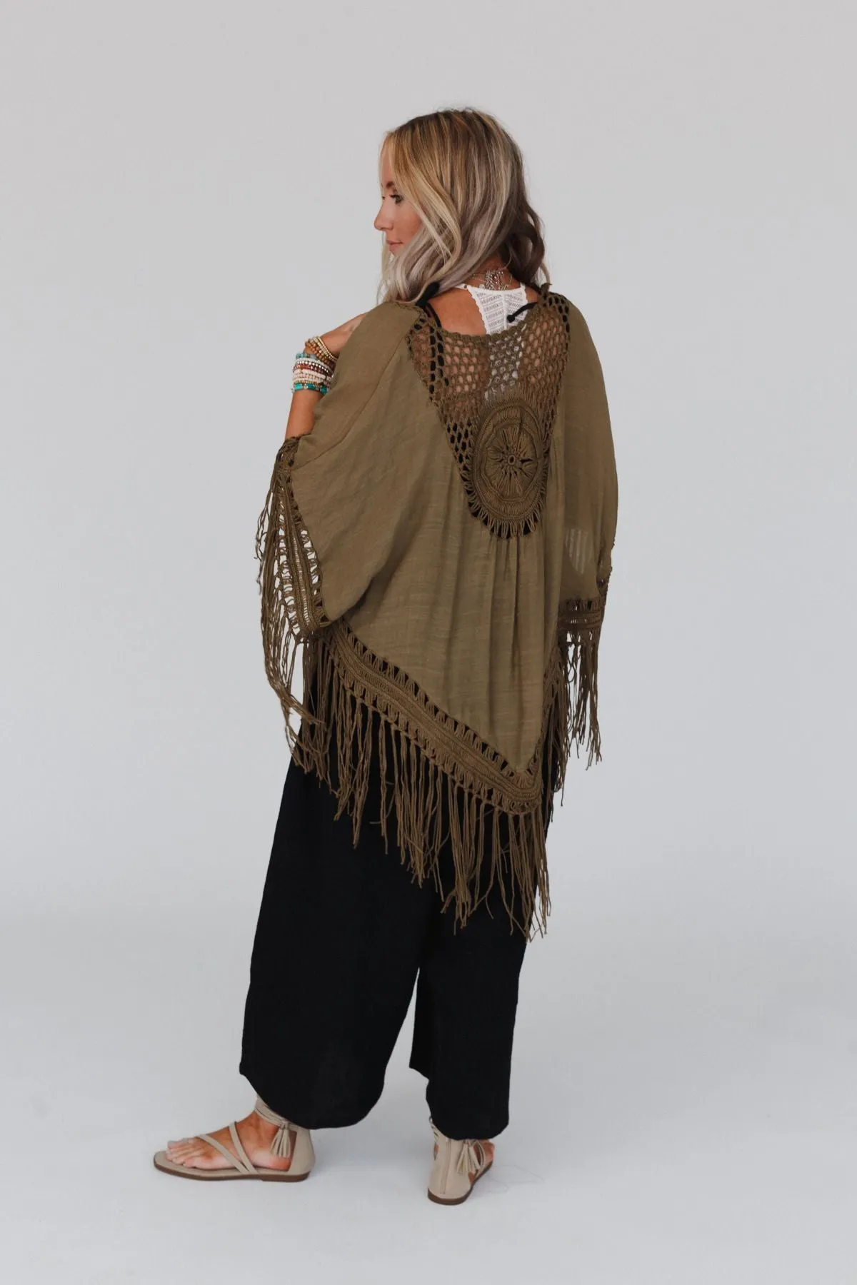 Olive Macramé Kimono - Perfect for Dreamy Looks