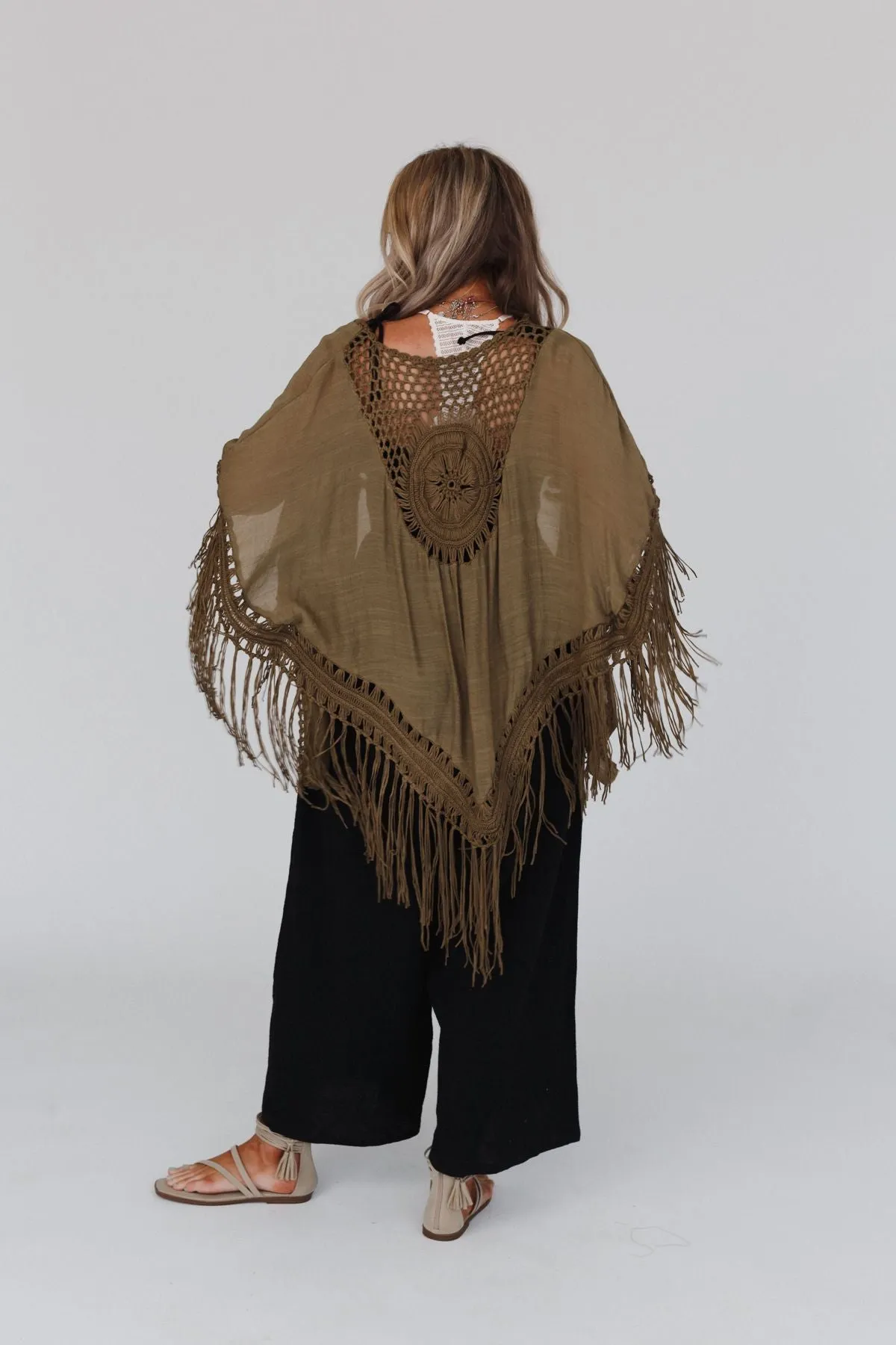 Olive Macramé Kimono - Perfect for Dreamy Looks