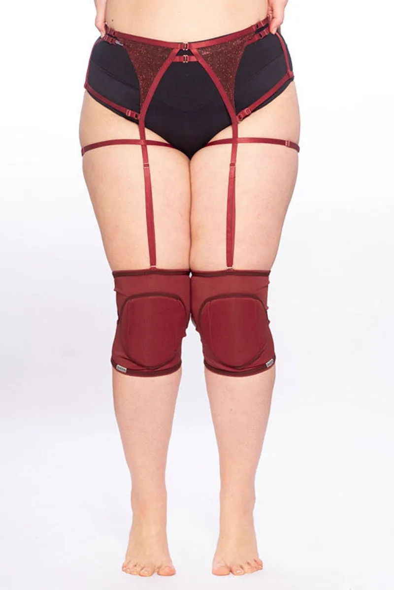 Queen Cherry Garter Belt - Shine.