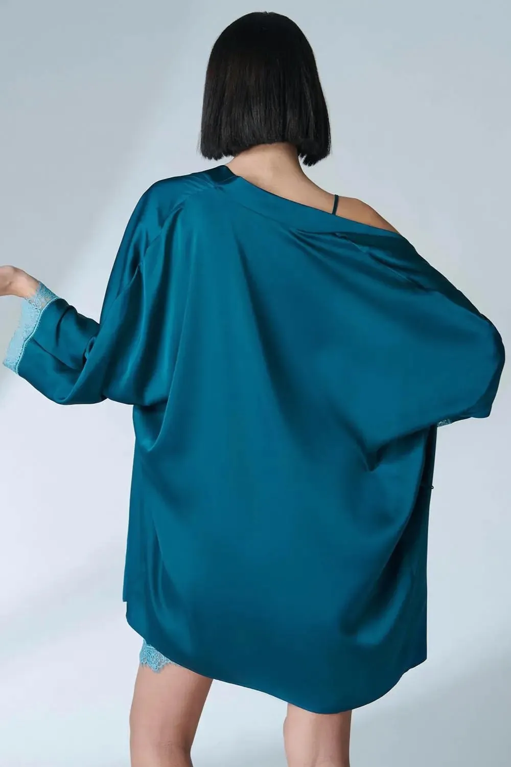 Satin Secrets Kimono, Large Size (UK 12-14)