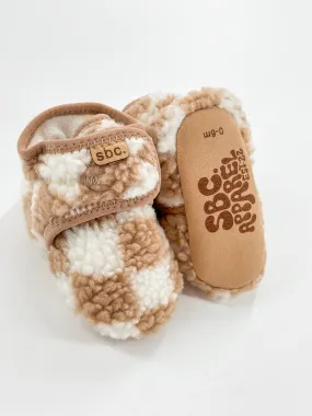 Shore Baby Newborn Sherpa Bootie - Camel White Checkered (Collective)