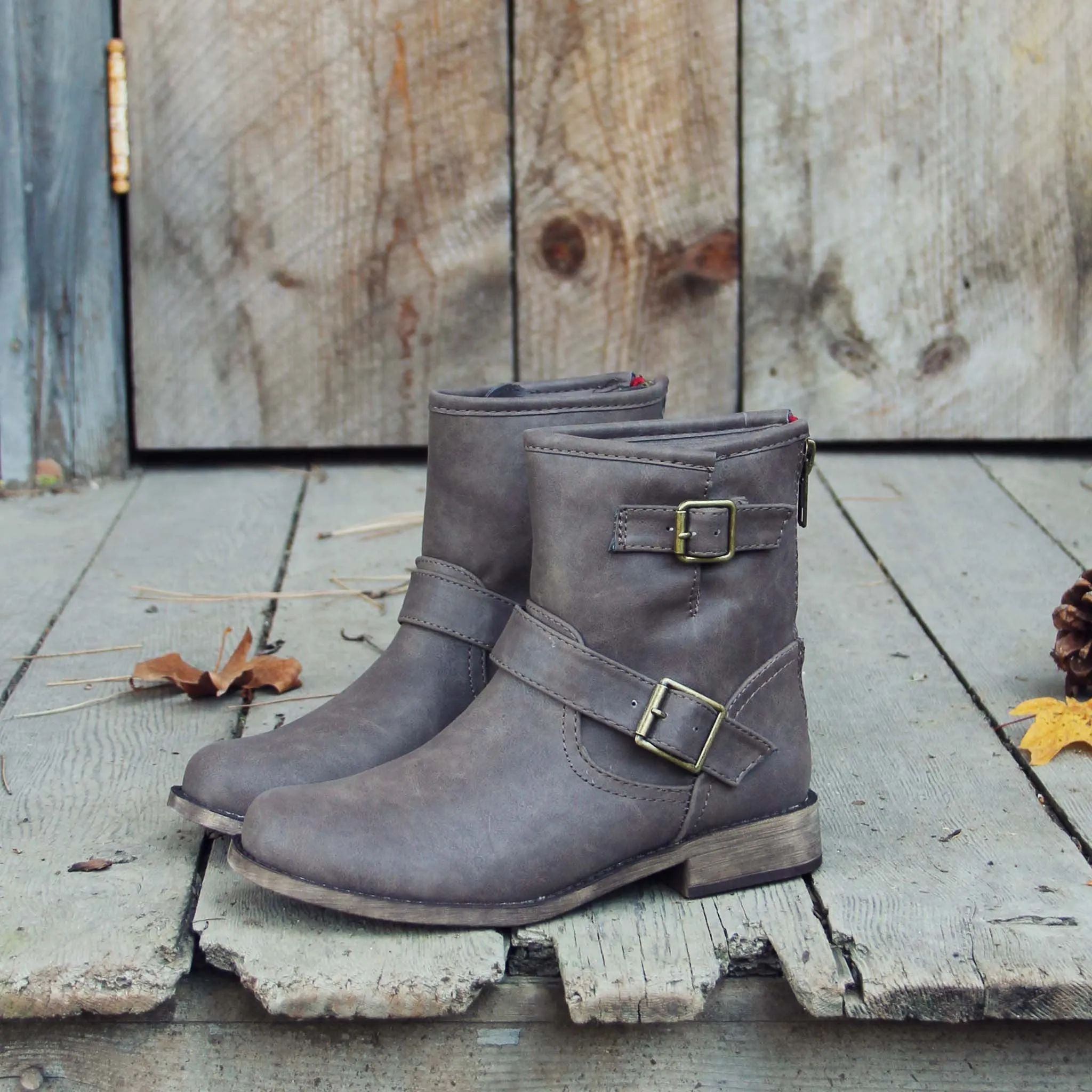 Snowy Creek Boots - Find the Best Deals on Stylish Winter Boots!